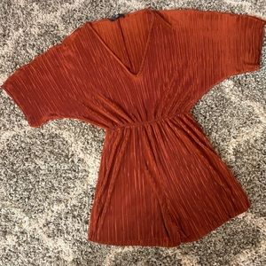 XX SOLD XX MISGUIDED || NWT Romper